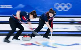 (XHTP)(BEIJING2022)CHINA-BEIJING-WINTER OLYMPIC GAMES-CURLING-WOMEN'S ROUND ROBIN-KOR vs CHN(CN)