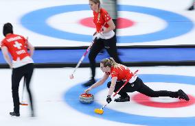 (BEIJING2022)CHINA-BEIJING-WINTER OLYMPIC GAMES-CURLING-WOMEN'S ROUND ROBIN-SUI vs ROC (CN)