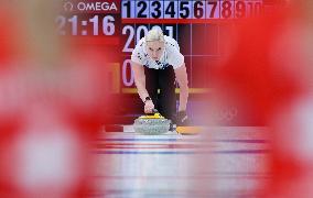 (BEIJING2022)CHINA-BEIJING-WINTER OLYMPIC GAMES-CURLING-WOMEN'S ROUND ROBIN-SUI vs ROC (CN)