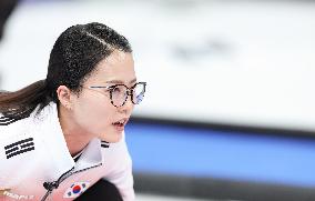 (BEIJING2022)CHINA-BEIJING-WINTER OLYMPIC GAMES-CURLING-WOMEN'S ROUND ROBIN-CAN vs KOR  (CN)