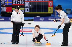 (BEIJING2022)CHINA-BEIJING-WINTER OLYMPIC GAMES-CURLING-WOMEN'S ROUND ROBIN-SWE vs CHN(CN)