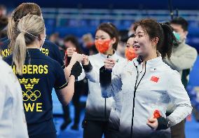 (BEIJING2022)CHINA-BEIJING-WINTER OLYMPIC GAMES-CURLING-WOMEN'S ROUND ROBIN-SWE vs CHN(CN)