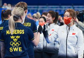 (BEIJING2022)CHINA-BEIJING-WINTER OLYMPIC GAMES-CURLING-WOMEN'S ROUND ROBIN-SWE vs CHN(CN)