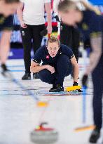 (BEIJING2022)CHINA-BEIJING-WINTER OLYMPIC GAMES-CURLING-WOMEN'S ROUND ROBIN-SWE vs GBR  (CN)