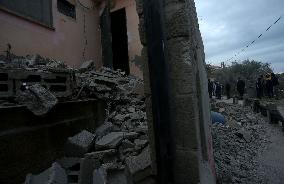 MIDEAST-JENIN-DAMAGED HOUSE