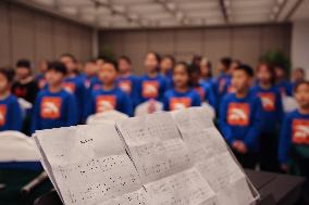 Xinhua Headlines: Rural children's choir sings its way onto Olympic stage