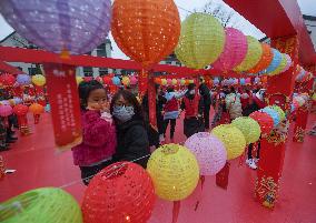 CHINA-ZHEJIANG-ANCIENT TOWN-LANTERN FESTIVAL-CELEBRATION (CN)