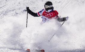 (BEIJING2022)CHINA-ZHANGJIAKOU-OLYMPIC WINTER GAMES-WOMEN'S FREESKI SLOPESTYLE-QUALIFICATION (CN)