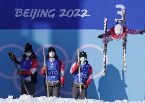 (BEIJING2022)CHINA-ZHANGJIAKOU-OLYMPIC WINTER GAMES-FREESTYLE SKIING-WOMEN'S AERIALS-QUALIFICATION (CN)