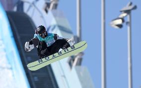 (BEIJING2022)CHINA-BEIJING-OLYMPIC WINTER GAMES-MEN'S SNOWBOARD BIG AIR-QUALIFICATION (CN)