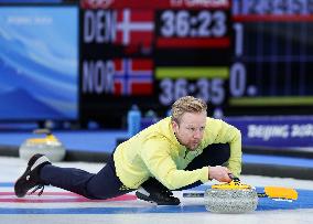 (BEIJING2022)CHINA-BEIJING-OLYMPIC WINTER GAMES-CURLING-MEN'S ROUND ROBIN SESSION-SWE VS ROC (VN)