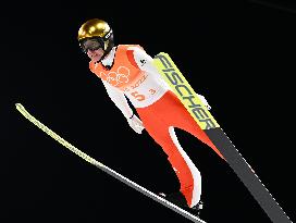 (BEIJING2022) CHINA-ZHANGJIAKOU-OLYMPIC WINTER GAMES-SKI JUMPING-MEN'S TEAM (CN)