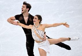 (XHTP)(BEIJNG2022)CHINA-BEIJING-OLYMPIC WINTER GAMES-FIGURE SKATING-ICE DANCE-FREE DANCE (CN)