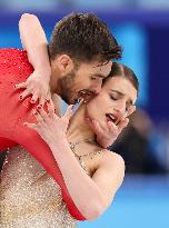 (XHTP)(BEIJNG2022)CHINA-BEIJING-OLYMPIC WINTER GAMES-FIGURE SKATING-ICE DANCE-FREE DANCE (CN)