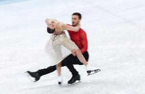 (XHTP)(BEIJNG2022)CHINA-BEIJING-OLYMPIC WINTER GAMES-FIGURE SKATING-ICE DANCE-FREE DANCE (CN)