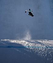 (XHTP)(BEIJING2022)CHINA-BEIJING-OLYMPIC WINTER GAMES-MEN'S SNOWBOARD BIG AIR-QUALIFICATION (CN)