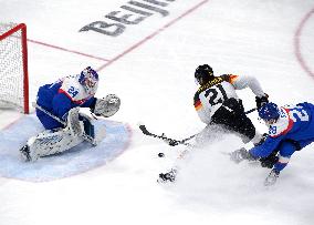 (BEIJING2022)CHINA-BEIJING-OLYMPIC WINTER GAMES-ICE HOCKEY-MEN'S QUALIFICATION PLAYOFF-SVK VS GER (CN)