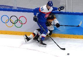 (BEIJING2022)CHINA-BEIJING-OLYMPIC WINTER GAMES-ICE HOCKEY-MEN'S QUALIFICATION PLAY-OFF-SVK VS GER (CN)