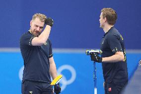 (BEIJING2022)CHINA-BEIJING-WINTER OLYMPIC GAMES-CURLING-MEN'S ROUND ROBIN-SWE vs DEN(CN)