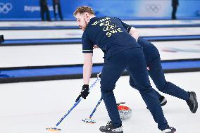 (BEIJING2022)CHINA-BEIJING-WINTER OLYMPIC GAMES-CURLING-MEN'S ROUND ROBIN-SWE vs DEN (CN)