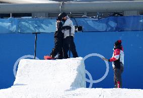 (BEIJING2022)CHINA-BEIJING-OLYMPIC WINTER GAMES-MEN'S SNOWBOARD BIG AIR-FINAL (CN)