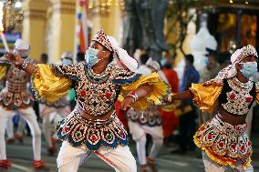 SRI LANKA-COLOMBO-NAVAM PERAHERA