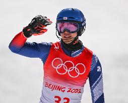 (BEIJING2022)CHINA-BEIJING-OLYMPIC WINTER GAMES-ALPINE SKIING-MEN'S SLALOM (CN)