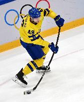 (BEIJING2022)CHINA-BEIJING-OLYMPIC WINTER GAMES-ICE HOCKEY-MEN'S QUATERFINAL-SWE VS CAN (CN)