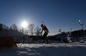 (BEIJING2022)CHINA-ZHANGJIAKOU-OLYMPIC WINTER GAMES-BIATHLON-WOMEN'S 4x6KM RELAY (CN)