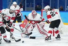 (BEIJING2022)CHINA-BEIJING-OLYMPIC WINTER GAMES-ICE HOCKEY-WOMEN'S BRONZE MEDAL GAME-FIN VS SUI (CN)