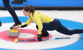 (BEIJING2022)CHINA-BEIJING-OLYMPIC WINTER GAMES-CURLING-WOMEN'S ROUND ROBIN SESSION-SWE VS ROC (CN)