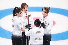 (BEIJING2022)CHINA-BEIJING-WINTER OLYMPIC GAMES-CURLING-WOMEN'S ROUND ROBIN-CAN vs CHN (CN)