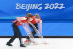 (BEIJING2022)CHINA-BEIJING-WINTER OLYMPIC GAMES-CURLING-WOMEN'S ROUND ROBIN-CAN vs CHN (CN)