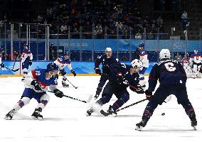 (BEIJING2022)CHINA-BEIJING-OLYMPIC WINTER GAMES-ICE HOCKEY-MEN'S QUATERFINAL-USA VS SVK (CN)