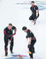 (BEIJING2022)CHINA-BEIJING-OLYMPIC WINTER GAMES-CURLING-MEN'S ROUND ROBIN SESSION-USA VS DEN (CN)