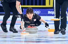 (BEIJING2022)CHINA-BEIJING-OLYMPIC WINTER GAMES-CURLING-WOMEN'S ROUND ROBIN SESSION-JPN VS SUI (CN)