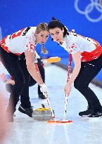 (BEIJING2022)CHINA-BEIJING-OLYMPIC WINTER GAMES-CURLING-WOMEN'S ROUND ROBIN SESSION-JPN VS SUI (CN)