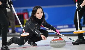 (BEIJING2022)CHINA-BEIJING-OLYMPIC WINTER GAMES-CURLING-WOMEN'S ROUND ROBIN SESSION-JPN VS SUI (CN)