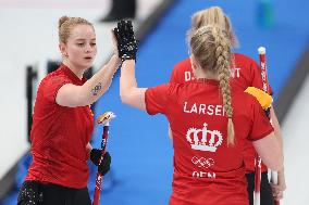 (BEIJING2022)CHINA-BEIJING-OLYMPIC WINTER GAMES-CURLING-WOMEN'S ROUND ROBIN SESSION-CAN VS DEN (CN)
