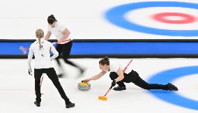 (BEIJING2022)CHINA-BEIJING-OLYMPIC WINTER GAMES-CURLING-WOMEN'S ROUND ROBIN SESSION-ROC VS GBR (CN)