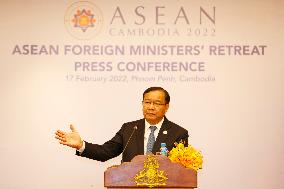 CAMBODIA-PHNOM PENH-ASEAN-FOREIGN MINISTERS-RCEP