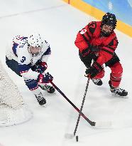 (BEIJING2022)CHINA-BEIJING-OLYMPIC WINTER GAMES-ICE HOCKEY-WOMEN'S GOLD MEDAL GAME-CAN VS USA (CN)