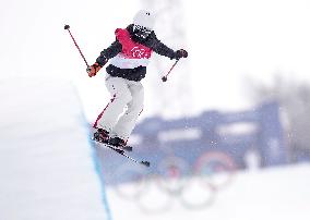 (BEIJING2022)CHINA-ZHANGJIAKOU-OLYMPIC WINTER GAMES-FREESTYLE SKIING-MEN'S FREESKI HALFPIPE-QUALIFICATION (CN)