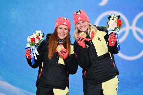 (BEIJING2022)CHINA-ZHANGJIAKOU-OLYMPIC WINTER GAMES-AWARDING CEREMONY-CROSS-COUNTRY SKIING (CN)