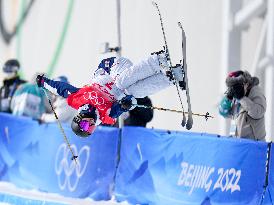 (BEIJING2022)CHINA-ZHANGJIAKOU-OLYMPIC WINTER GAMES-FREESTYLE SKIING-WOMEN'S FREESKI HALFPIPE-QUALIFICATION (CN)