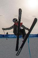 (BEIJING2022)CHINA-ZHANGJIAKOU-OLYMPIC WINTER GAMES-FREESTYLE SKIING-WOMEN'S FREESKI HALFPIPE-QUALIFICATION (CN)