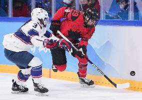 (BEIJING2022)CHINA-BEIJING-OLYMPIC WINTER GAMES-ICE HOCKEY-WOMEN'S GOLD MEDAL GAME-CAN VS USA (CN)