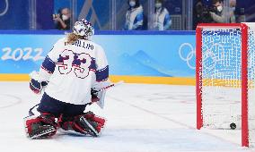 (BEIJING2022)CHINA-BEIJING-OLYMPIC WINTER GAMES-ICE HOCKEY-WOMEN'S GOLD MEDAL GAME-CAN VS USA (CN)