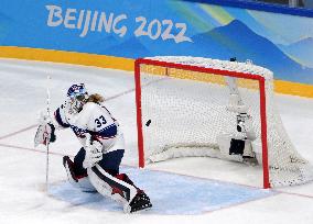 (BEIJING2022)CHINA-BEIJING-OLYMPIC WINTER GAMES-ICE HOCKEY-WOMEN'S GOLD MEDAL GAME-CAN VS USA (CN)