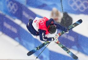 (BEIJING2022)CHINA-ZHANGJIAKOU-OLYMPIC WINTER GAMES-FREESTYLE SKIING-MEN'S FREESKI HALFPIPE-QUALIFICATION (CN)